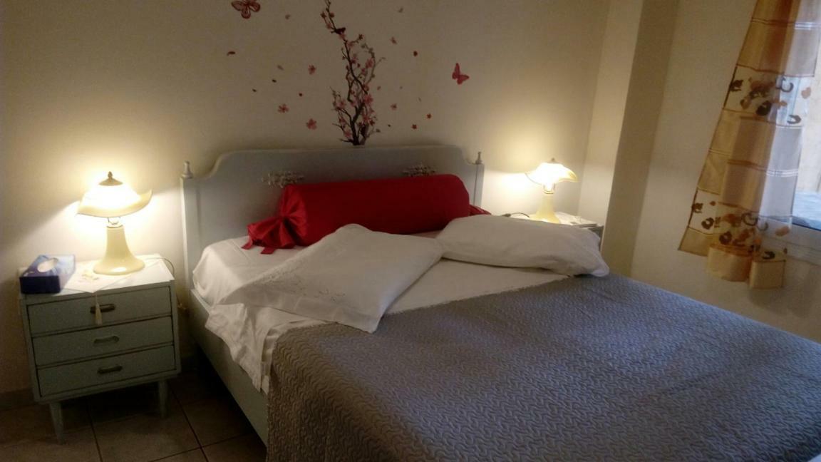 Cozy House 2 Apartman Vraháti Kültér fotó